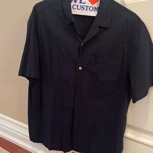 Very light weight shirt with bottom side slits